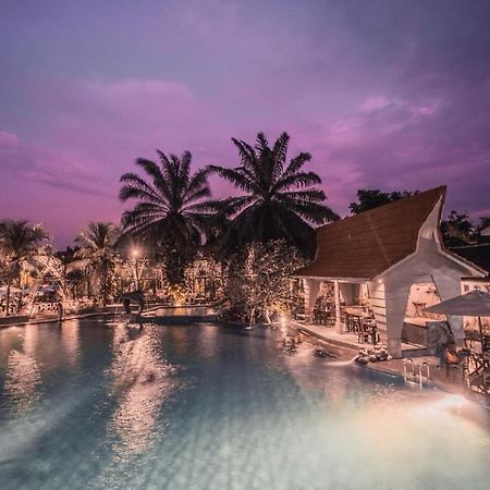 Bukit Daun Hotel And Resort Kediri  Εξωτερικό φωτογραφία