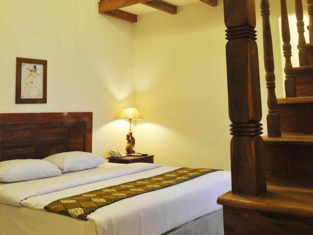 Bukit Daun Hotel And Resort Kediri  Εξωτερικό φωτογραφία