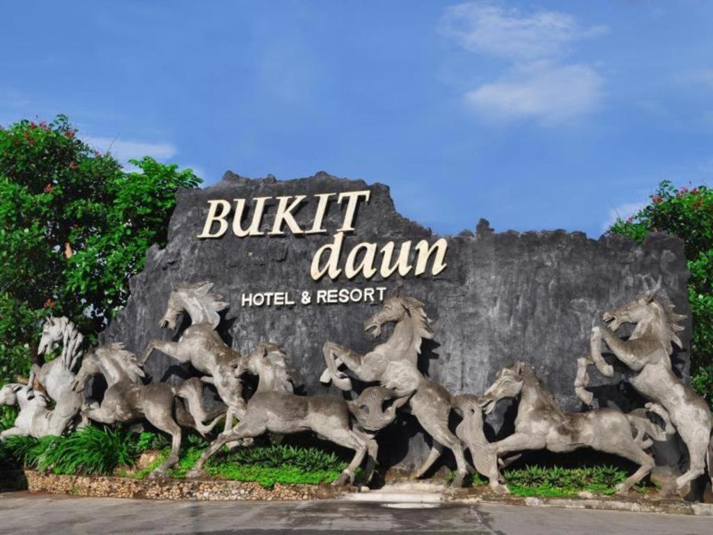 Bukit Daun Hotel And Resort Kediri  Εξωτερικό φωτογραφία