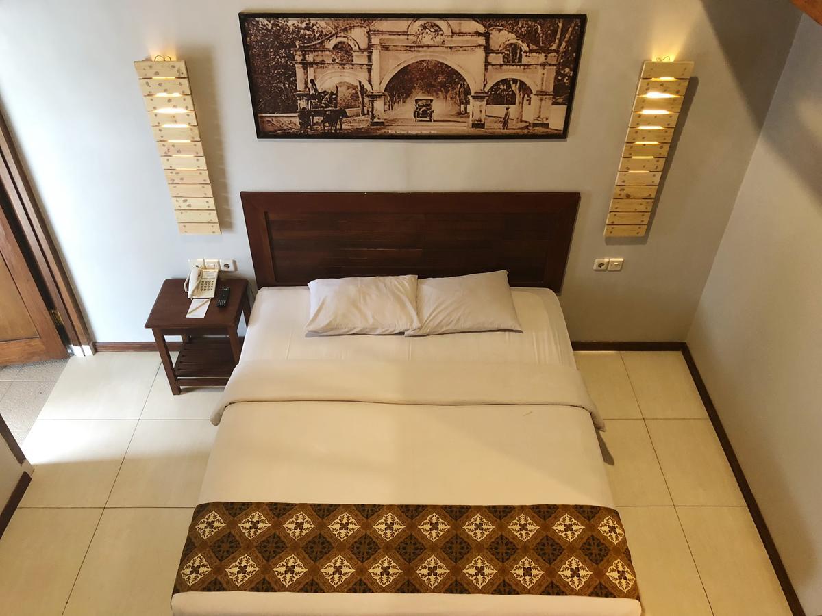 Bukit Daun Hotel And Resort Kediri  Εξωτερικό φωτογραφία