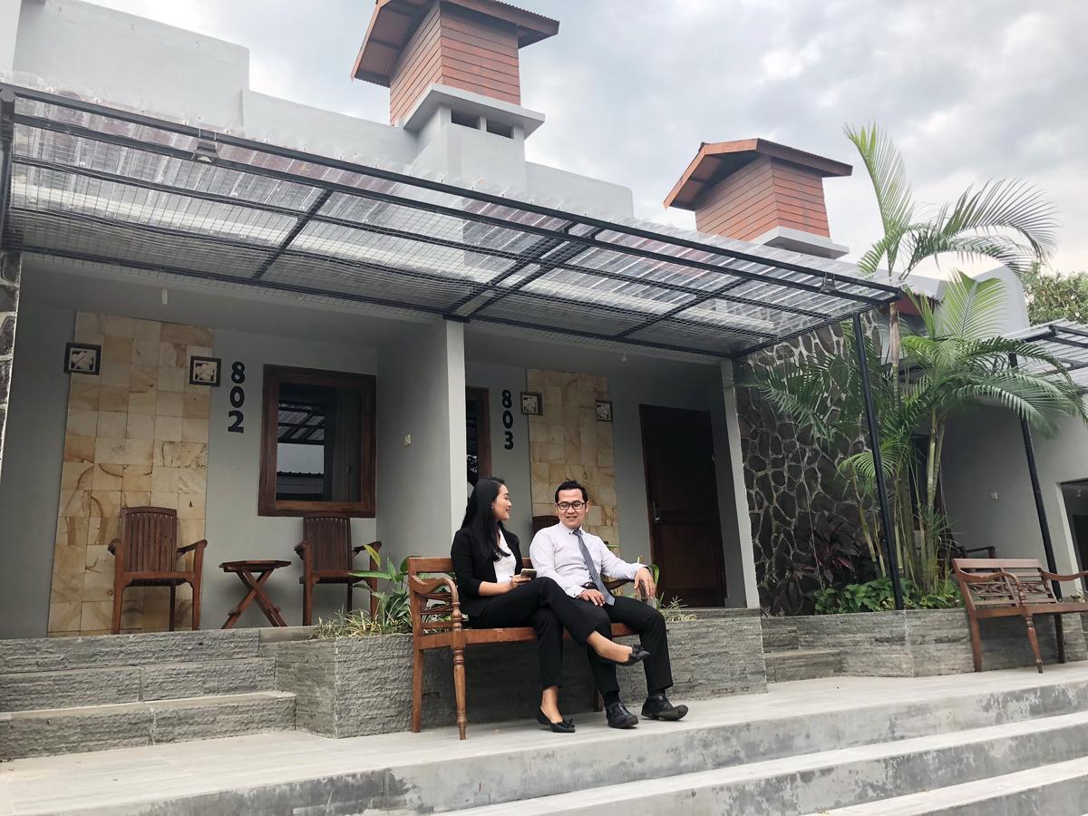 Bukit Daun Hotel And Resort Kediri  Εξωτερικό φωτογραφία