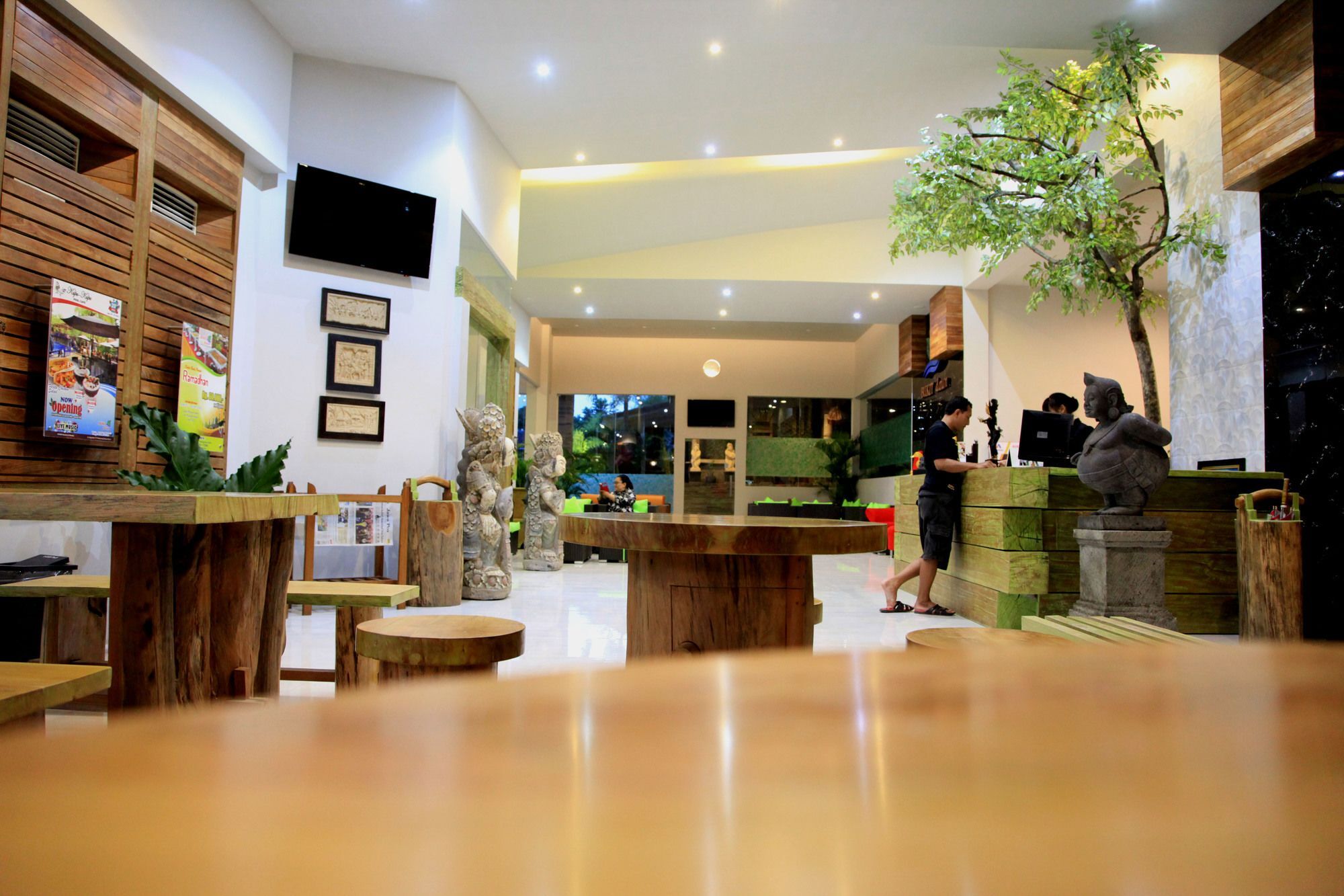 Bukit Daun Hotel And Resort Kediri  Εξωτερικό φωτογραφία